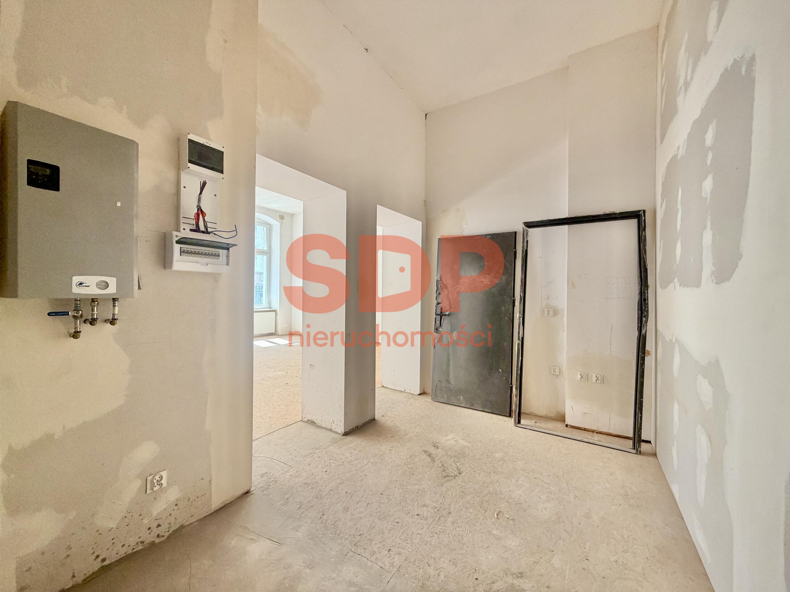 Mieszkanie w kamienicy do własnej aranżacji-4