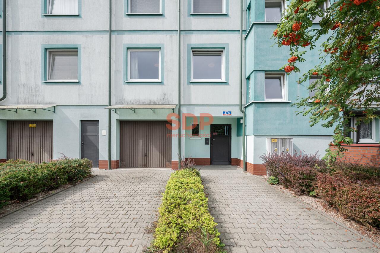 Maślice|2 pokoje z odzielną kuchnią|duży garaż 21m2|komórka lokatorska-21