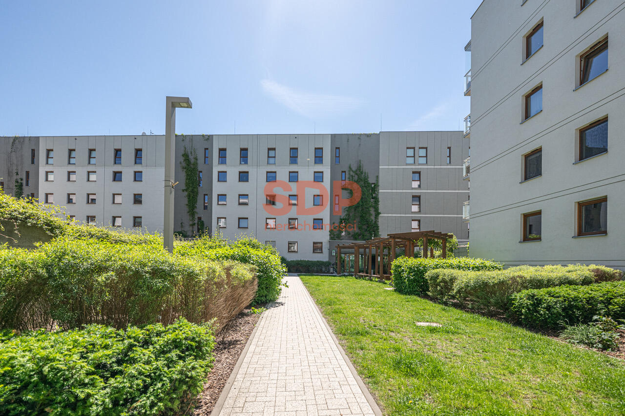 Mieszkanie z widokiem na zieleń/klimatyzacja/zielone Krzyki-5