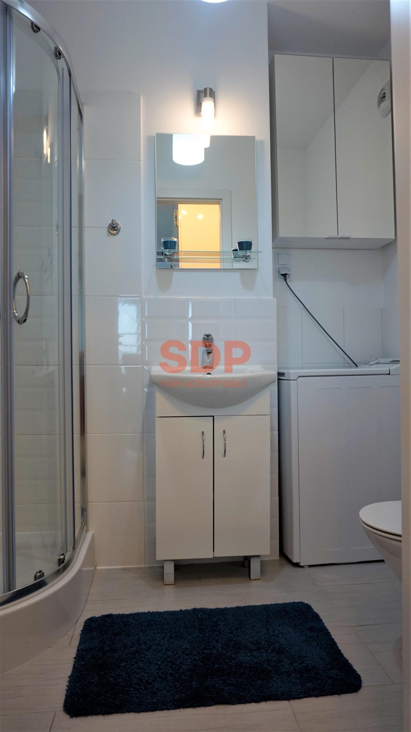 Kawalerka z balkonem. Apartamentowiec-7