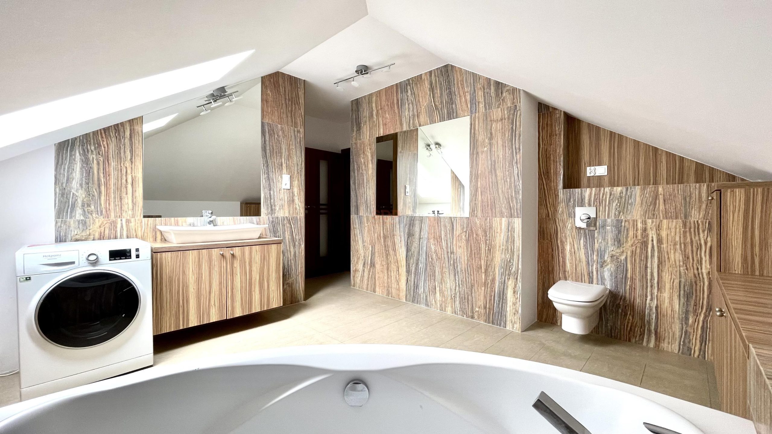 Przestronny dom na zamkniętym osiedlu-5