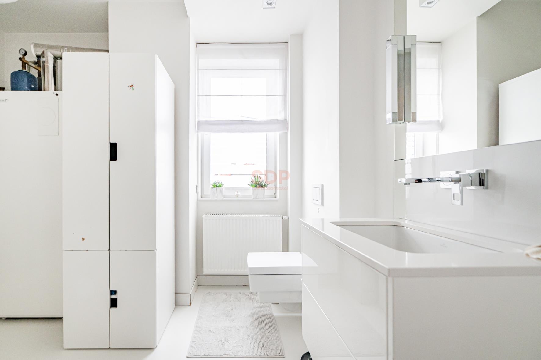 Nowoczesny dom z ogrodem | Jacuzzi | 3 łazienki-15