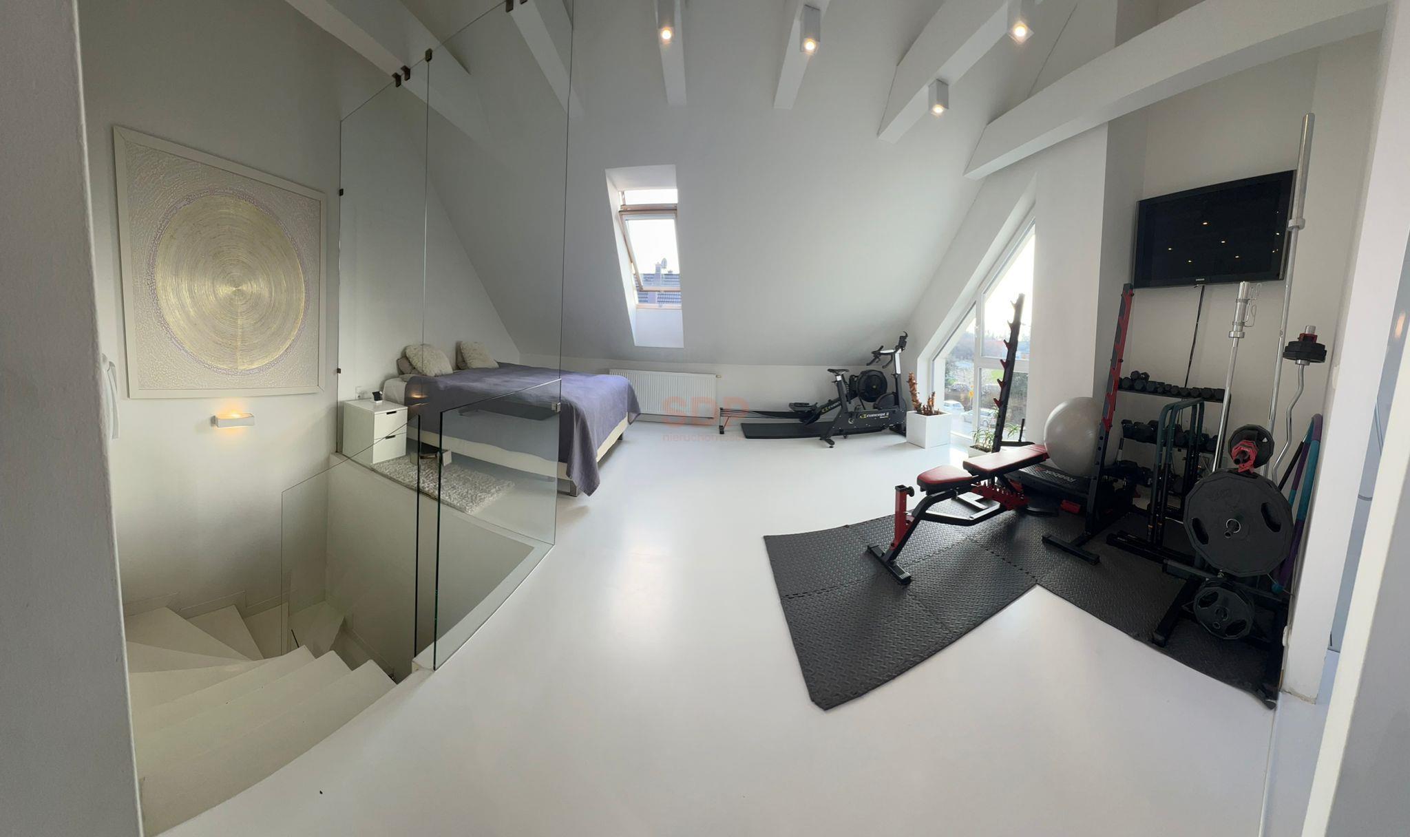 Nowoczesny dom z ogrodem | Jacuzzi | 3 łazienki-18