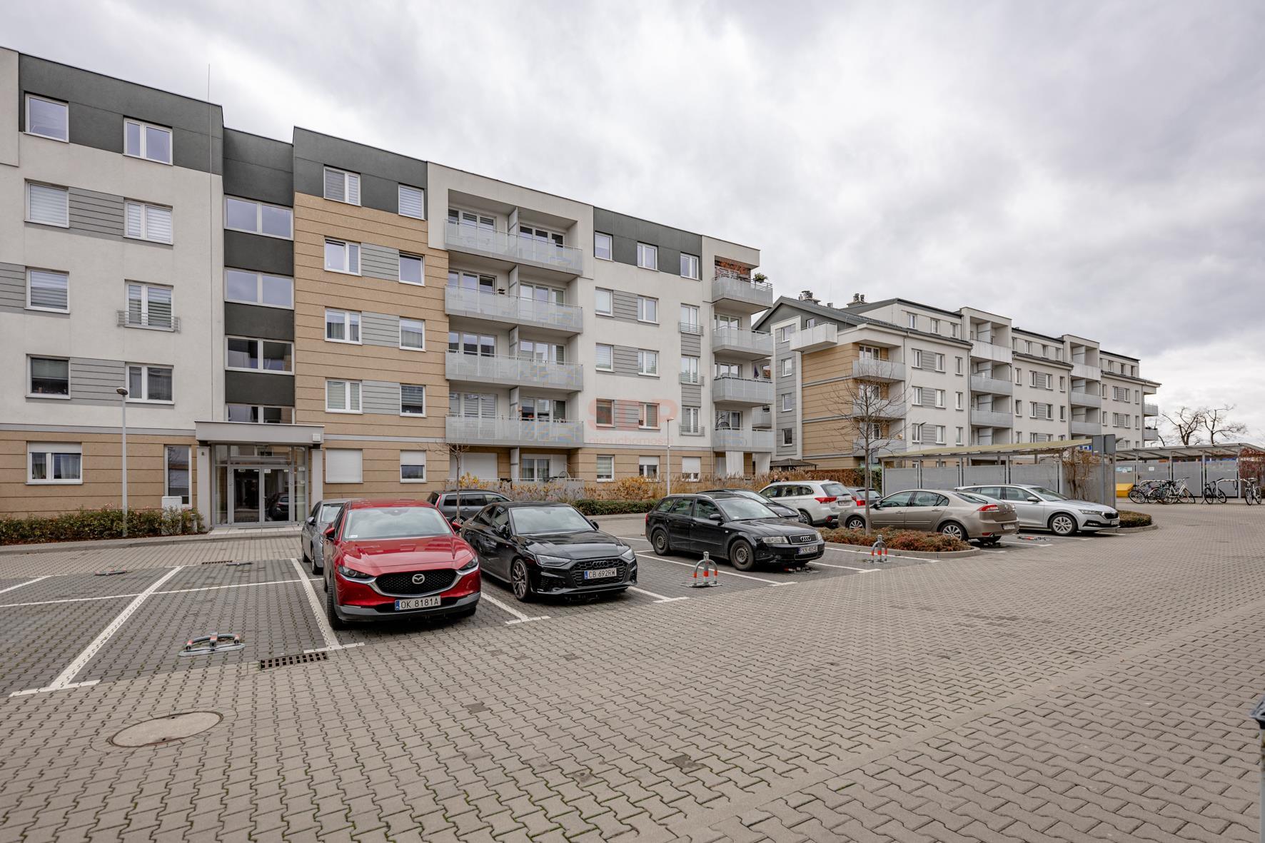 3 pokoje|Garaż na 2 auta|Komórka lokatorska|-6