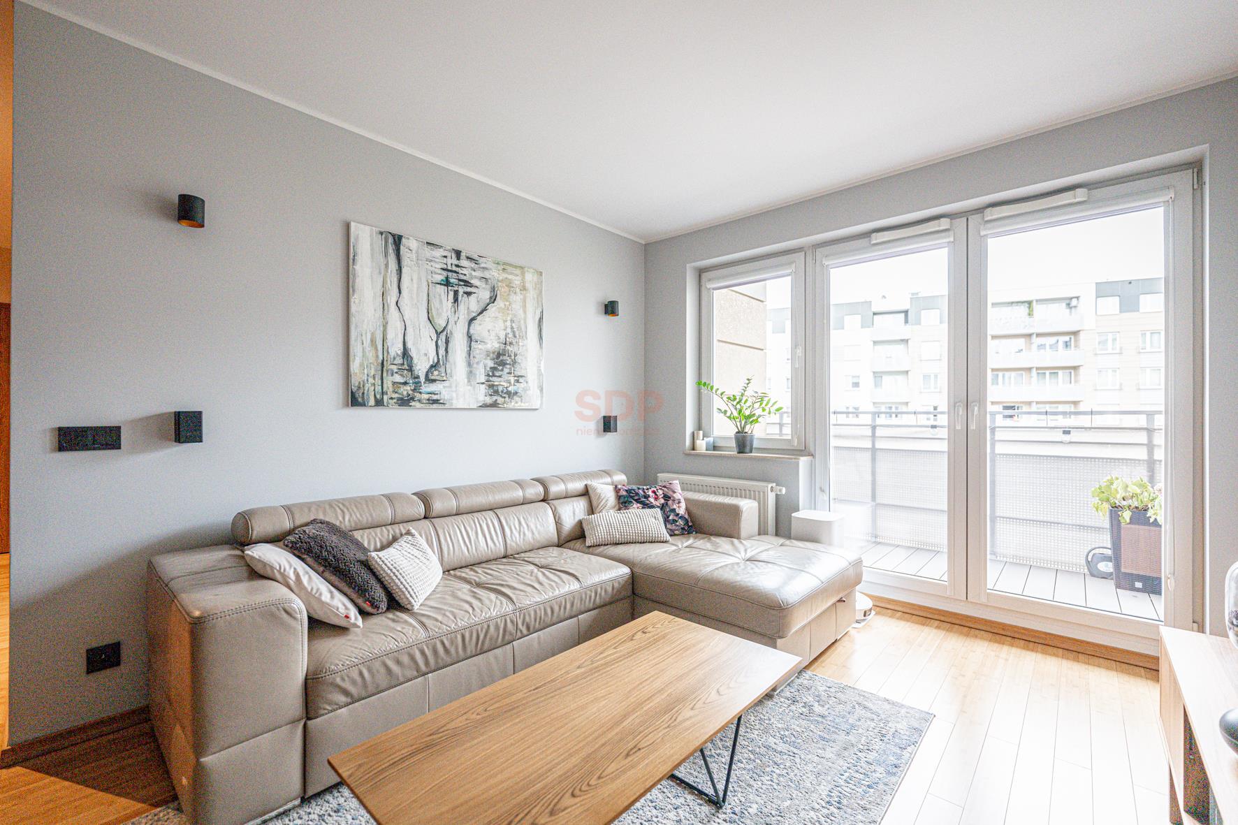 3 pokoje|Garaż na 2 auta|Komórka lokatorska|-8