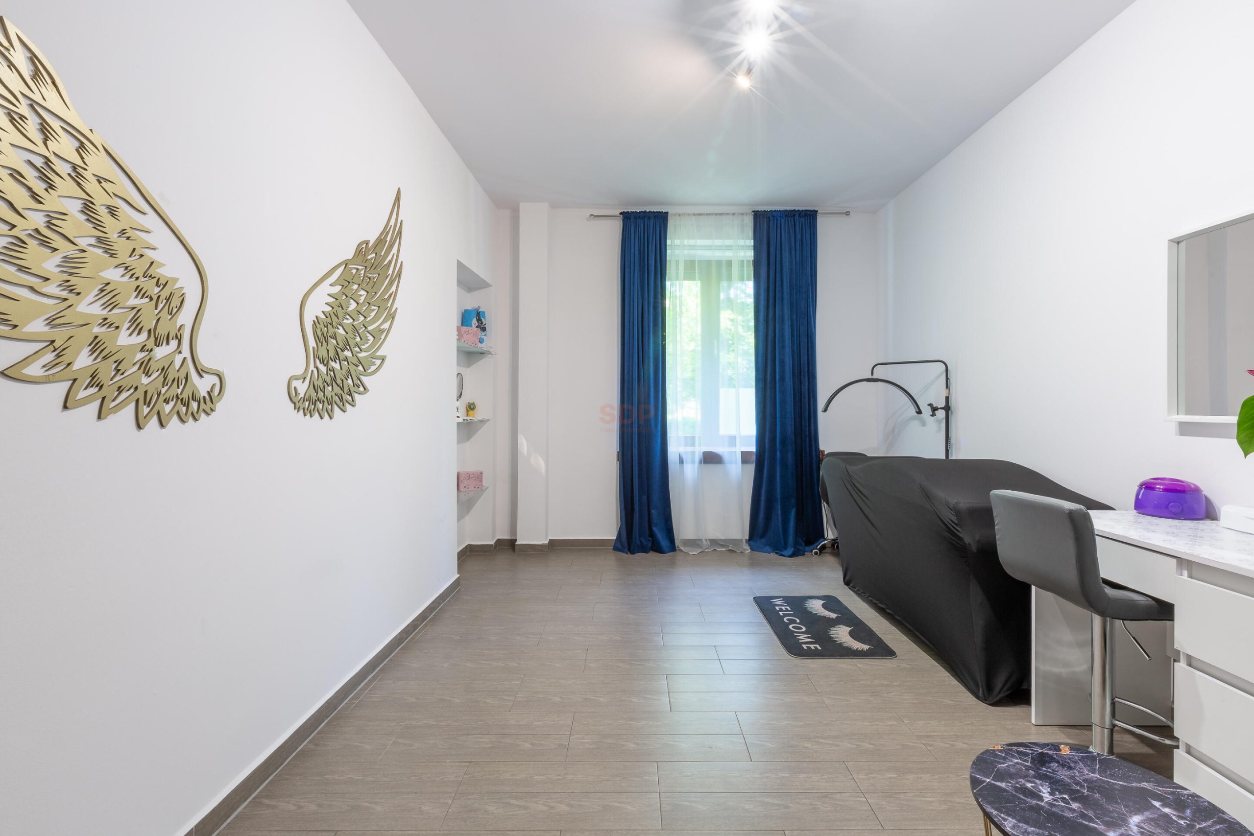 |topowa lokalizacja | mieszkanie lub biuro, kancelaria, gabinet |-1