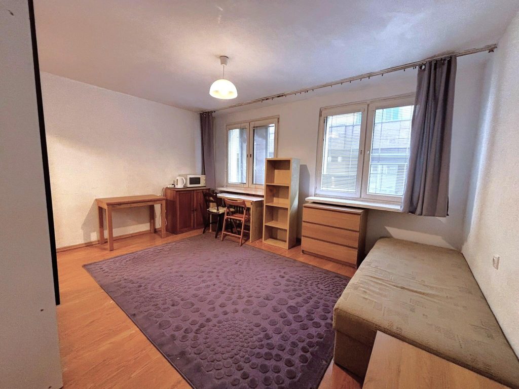 Kawalerka w sercu Wrocławia – TOP inwestycja-0