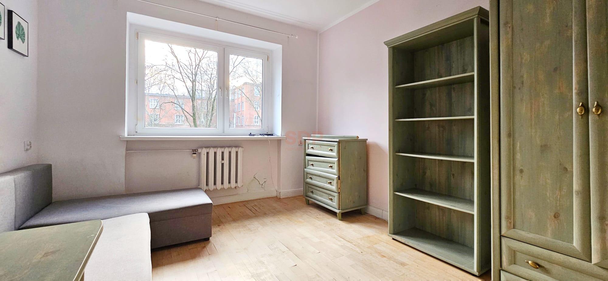 Grabiszyn, 3 pokoje, I piętro, komórka lokatorska-1