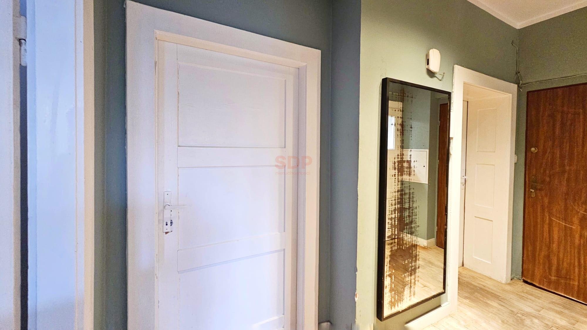 Grabiszyn, 3 pokoje, I piętro, komórka lokatorska-2