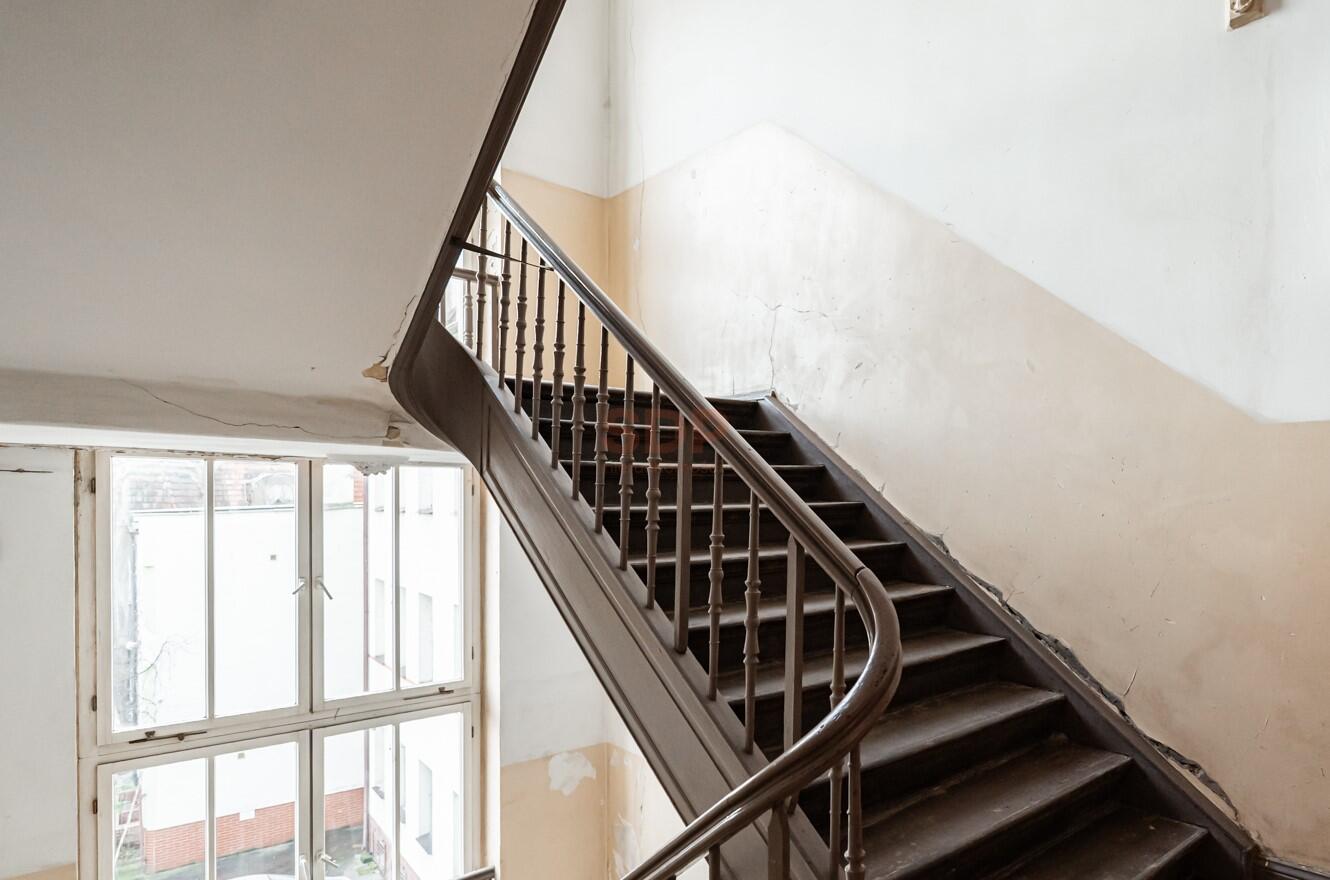 Unikatowe klimat. 4-pok. mieszk.z balkonem w kamienicy|Stare Miasto-15