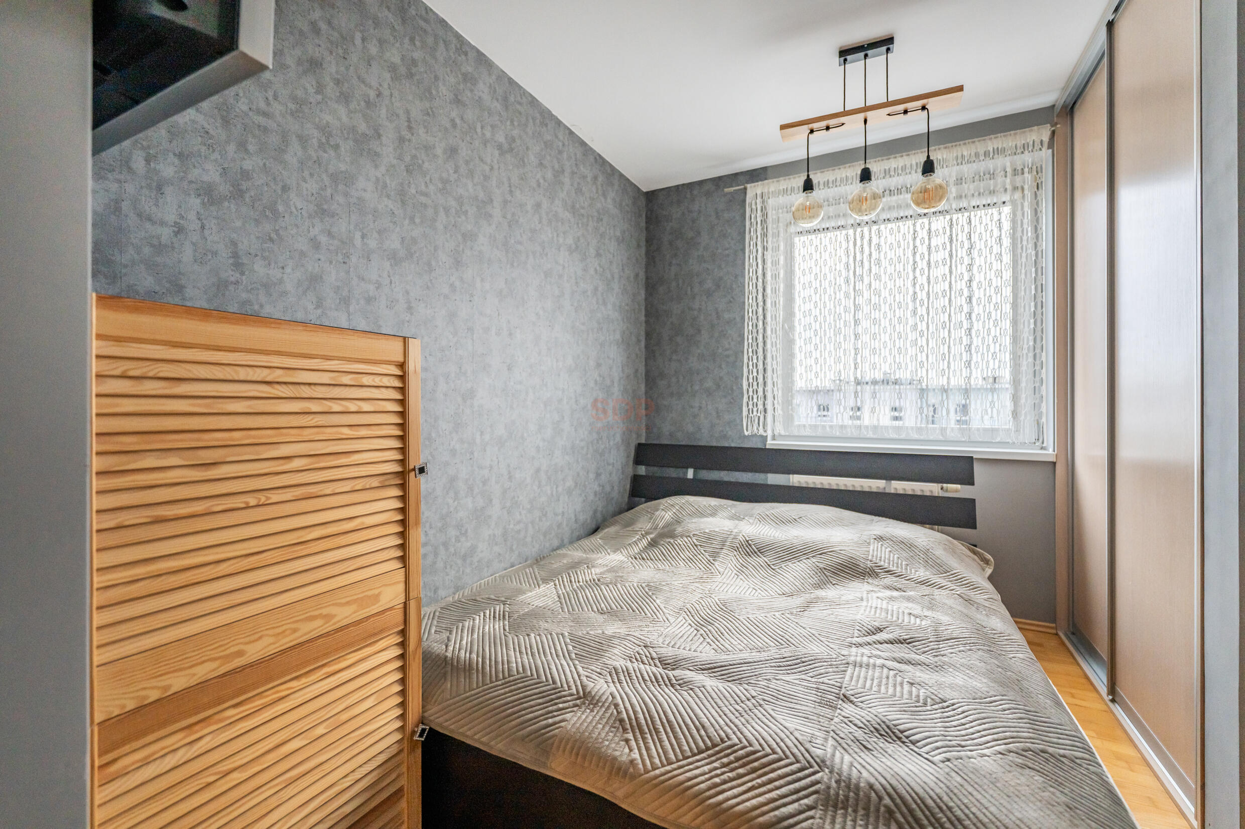 3 pokoje | loggia |miejsce postojowe za szlabnem | widok na Ślęże-9