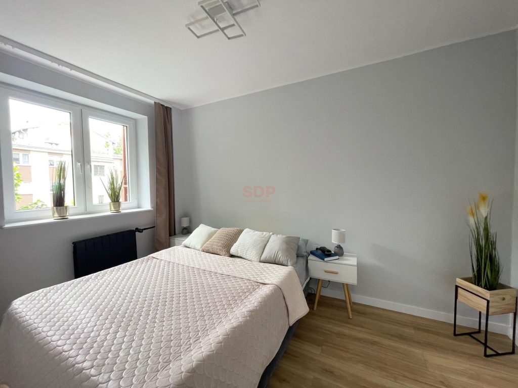 2 osobne pokoje blisko uczelni UE | Dla młodej pary i studentów-0