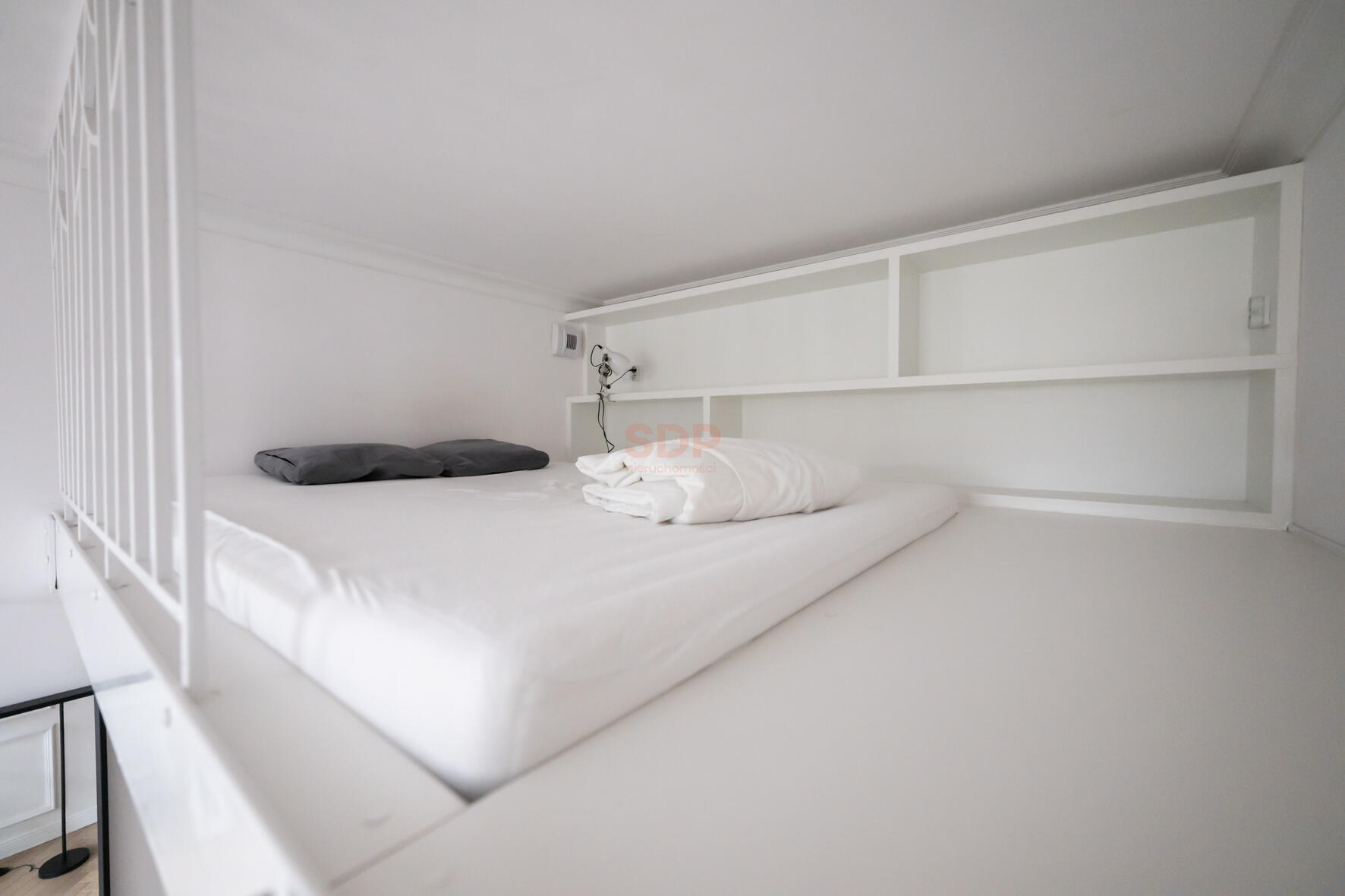 piękne studio 37 m2 z antresolą | komórka lokatorska | centrum-6