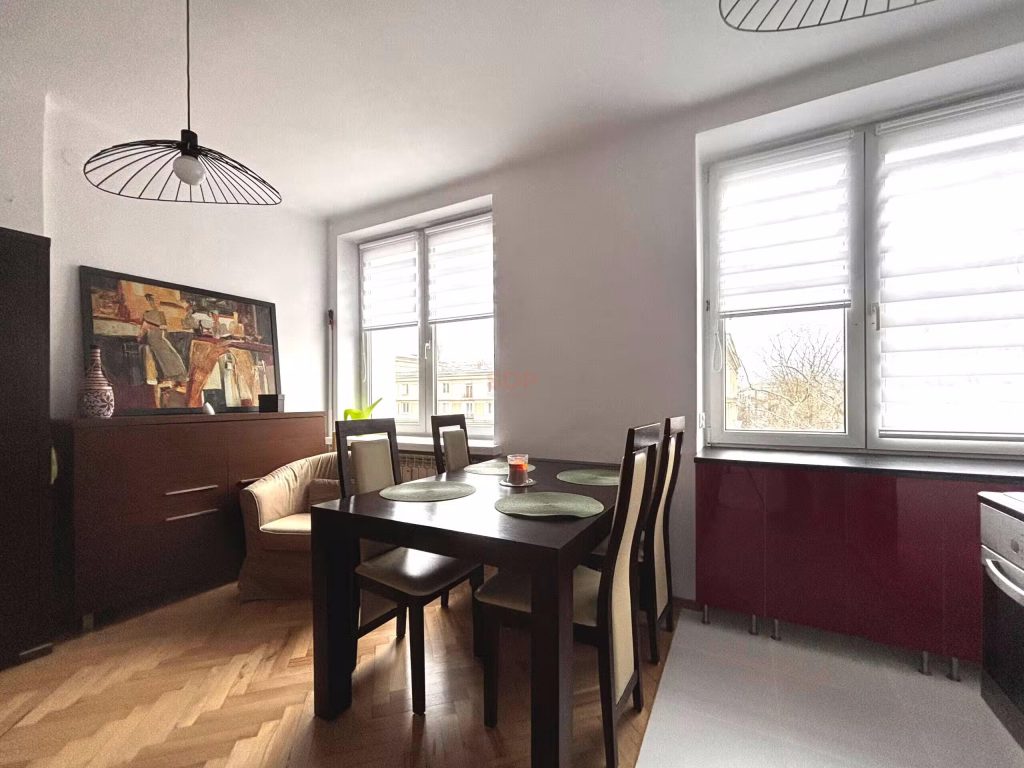 Blisko Łazienek, na Sielcach, do wprowadzenia – 2 pokoje, 50,0 mkw-0