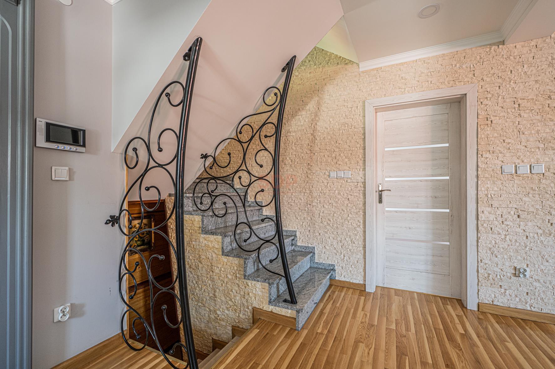 Zielony Milicz | 216 m2 | Dom z charakterem-38