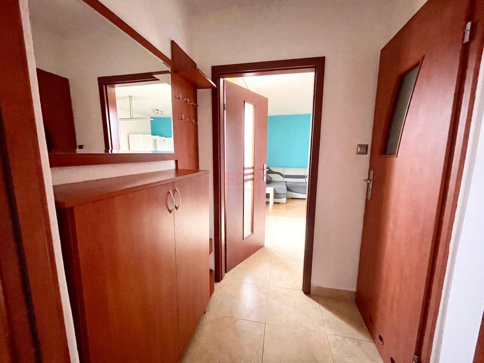 Dom wolnostojący z częścią mieszkalną i pod d.Gosp-16