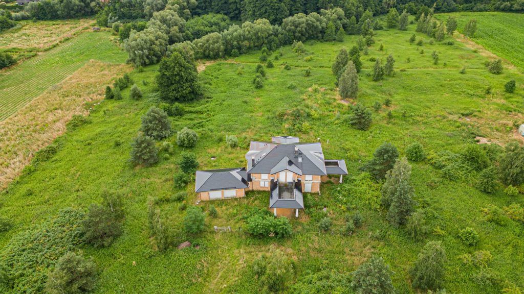 Rezydencja 500m2 do wykończenia|Wilkszyn-0