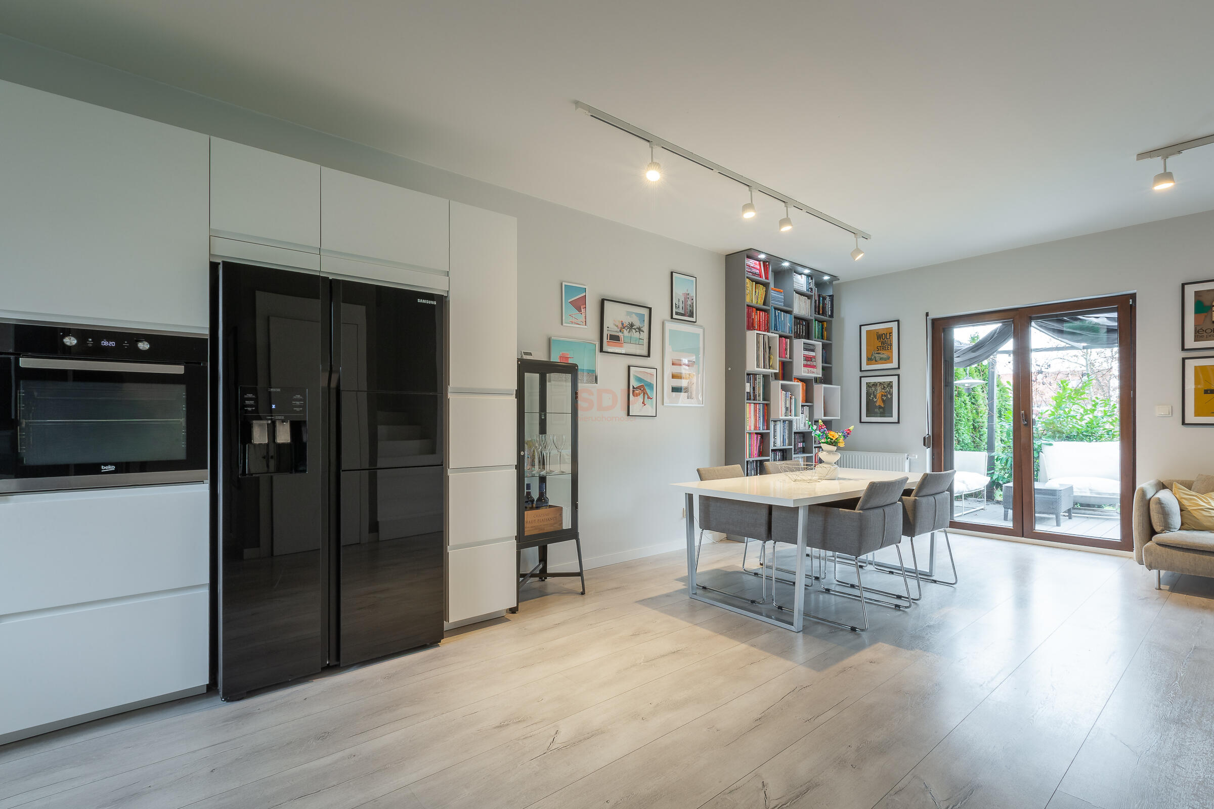 Duży Metraż, Spokojna Okolica | Wilkszyn-5