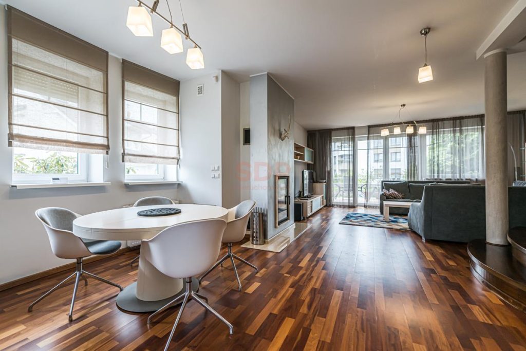 Piękny dom szeregowy na Krzykach 280m działka 485m 8500zł-0