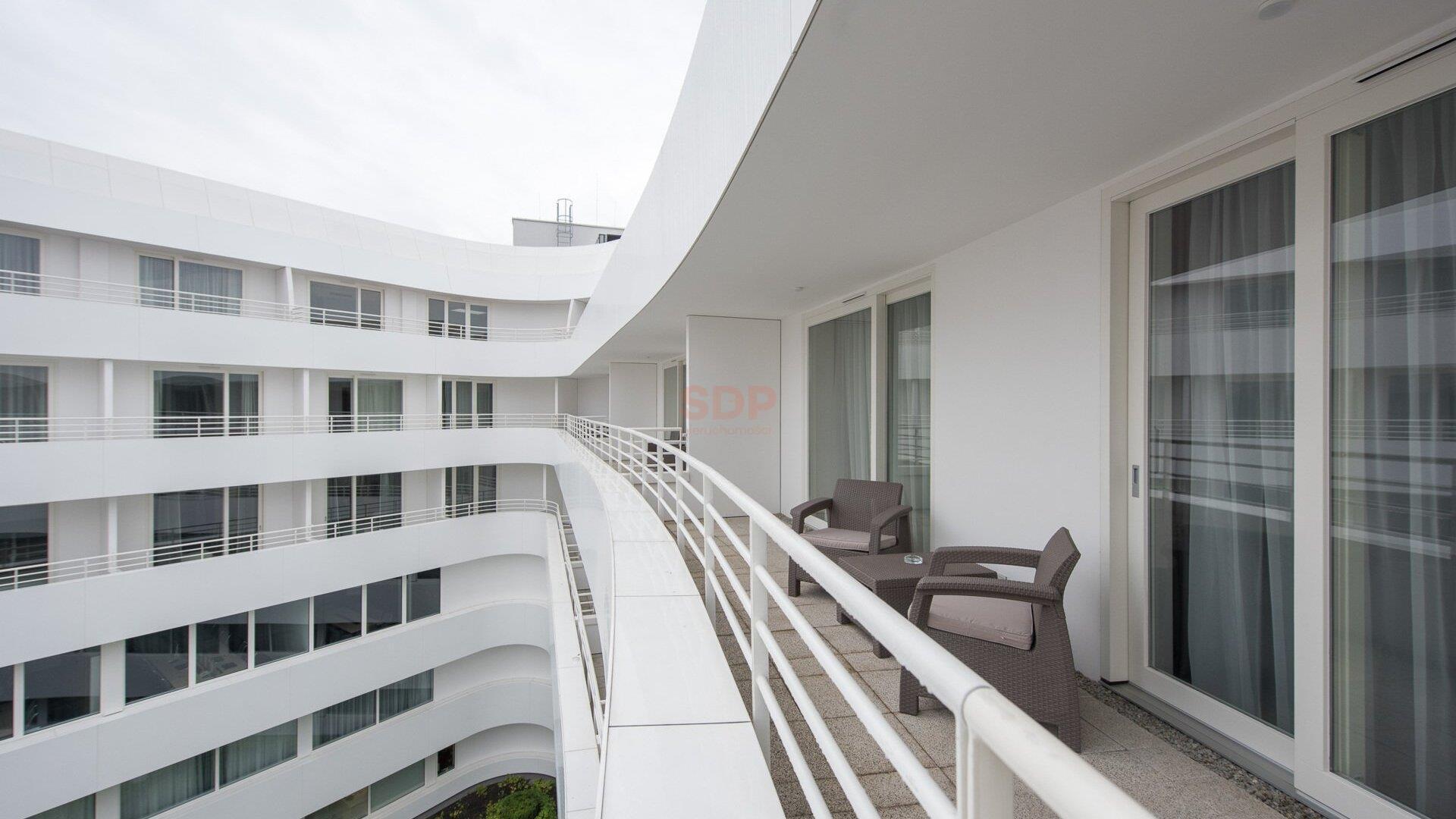 2-pokojowe mieszkanie z balkonem w budynku OVO-5