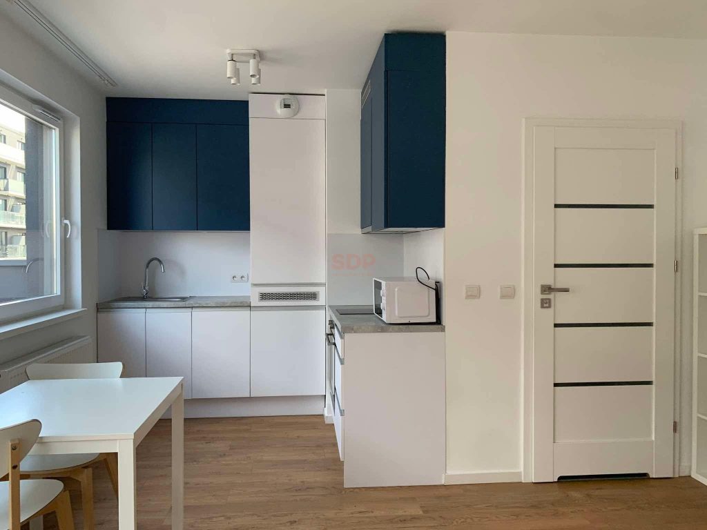 Gotowa kawalerka w centrum Wrocławia w nowym budownictwie-0