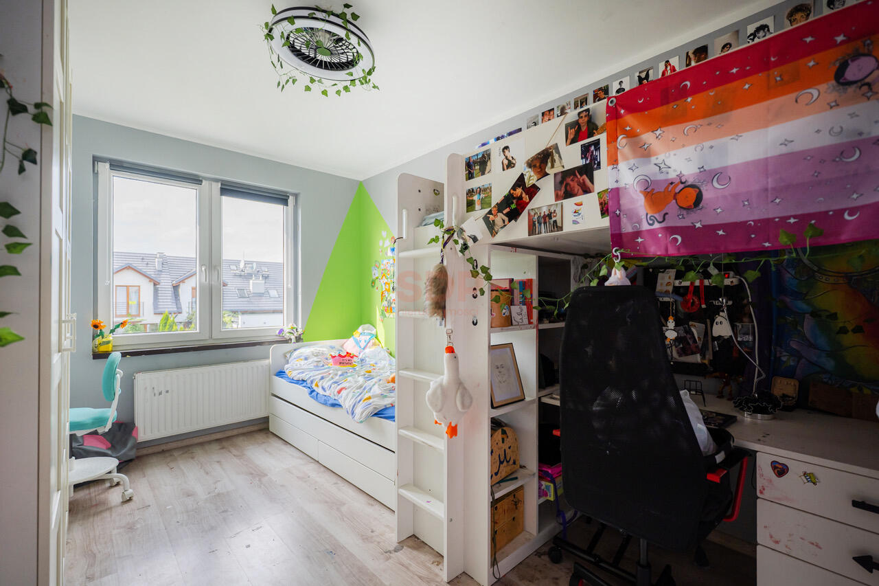 Świetne mieszkanie na spokojnym osiedlu-9