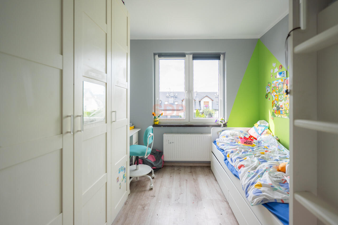 Świetne mieszkanie na spokojnym osiedlu-11