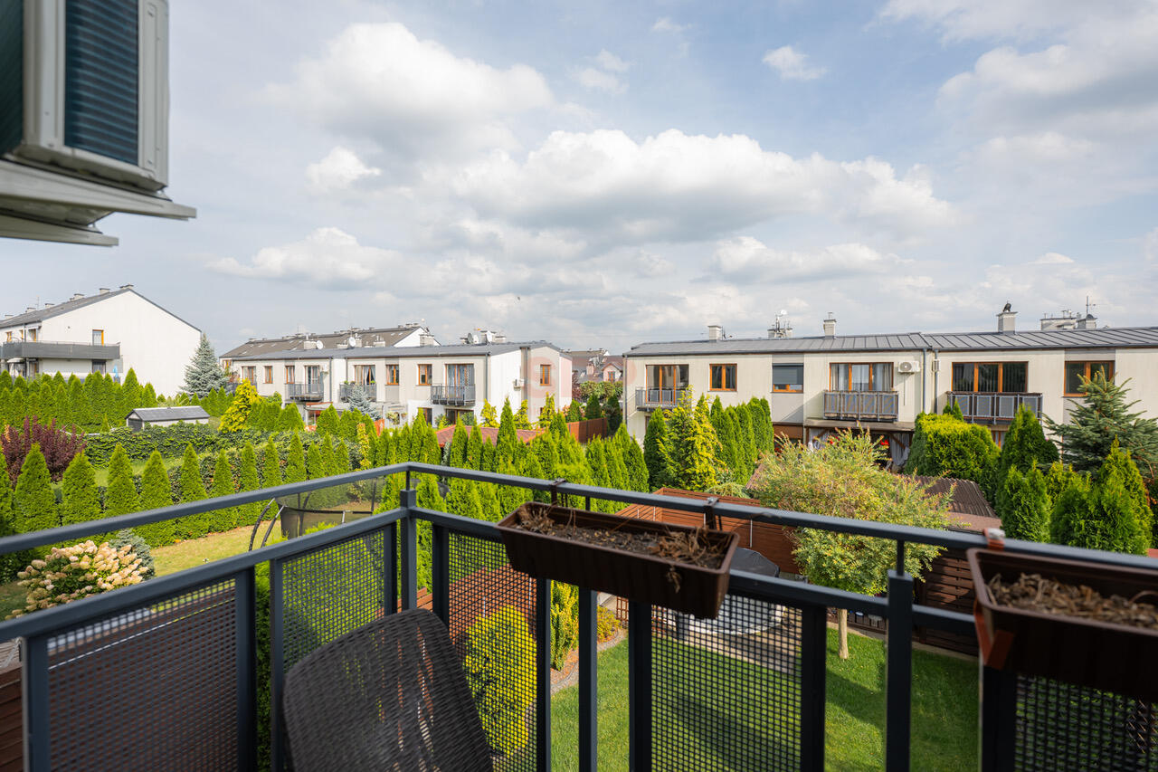 Świetne mieszkanie na spokojnym osiedlu-13