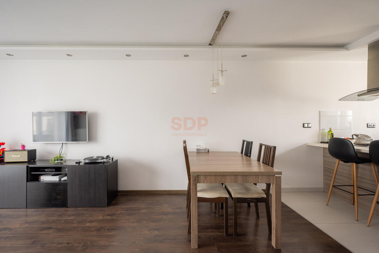 Świetne mieszkanie na spokojnym osiedlu-14