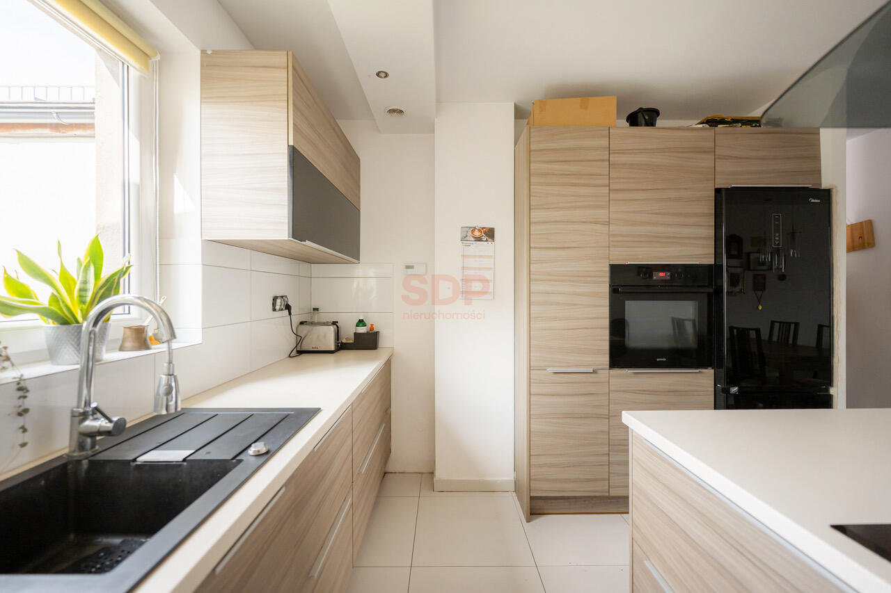 Świetne mieszkanie na spokojnym osiedlu-17