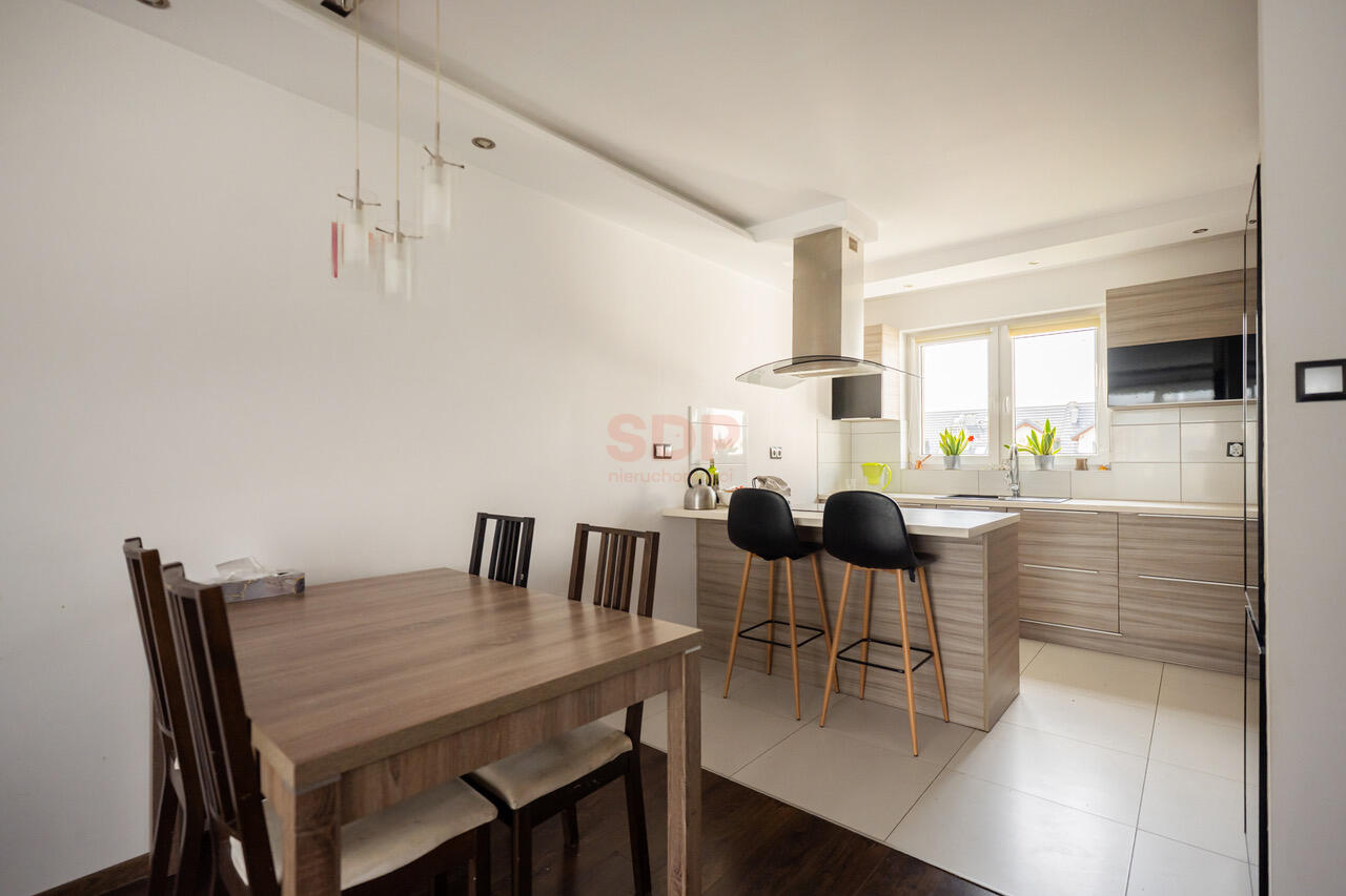 Świetne mieszkanie na spokojnym osiedlu-23