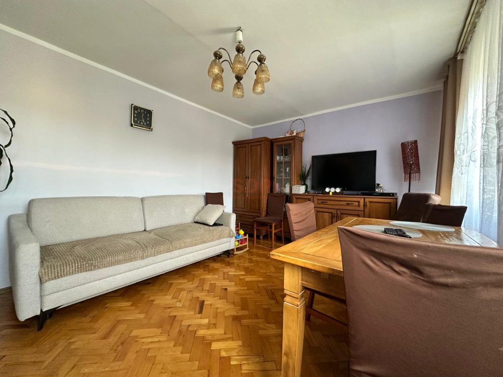 Rozkładowe 3pokoje blisko UE-0