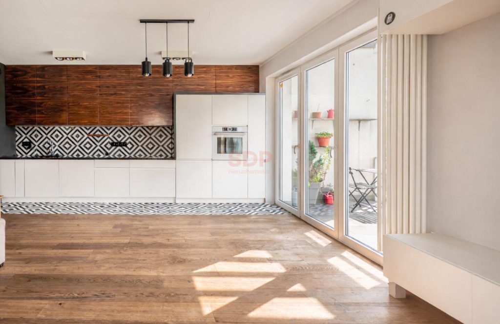 Komfortowe 3 pokoje z tarasem / wysoki standard / ogródek z altaną-0