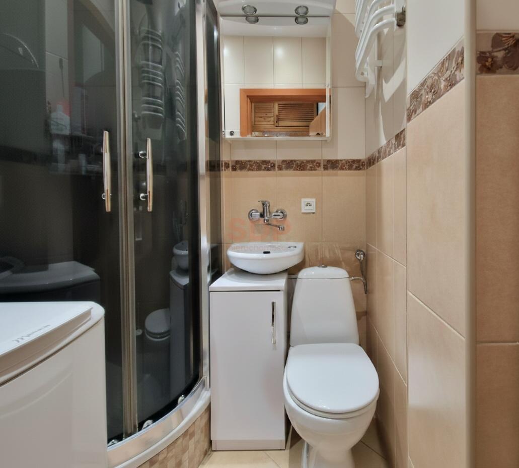 Kawalerka przy Placu Orląt Lwowskich – 15 minut pieszo do Rynku!-3