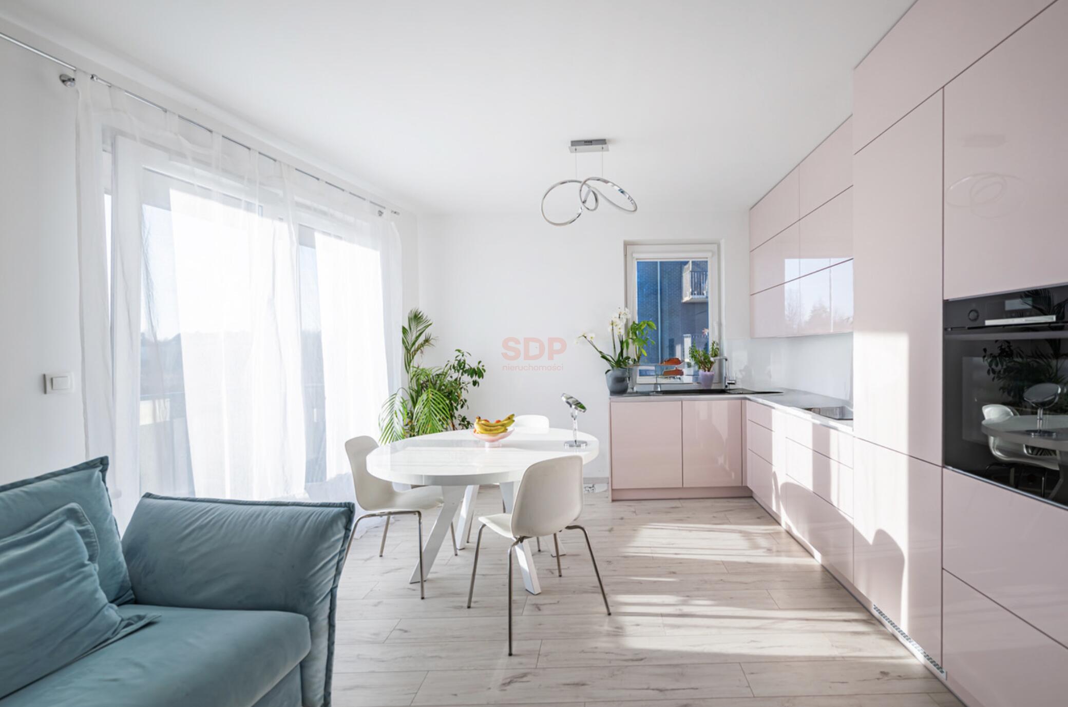 Ładne trzy pokoje w cichej okolicy na Wojszycach-5