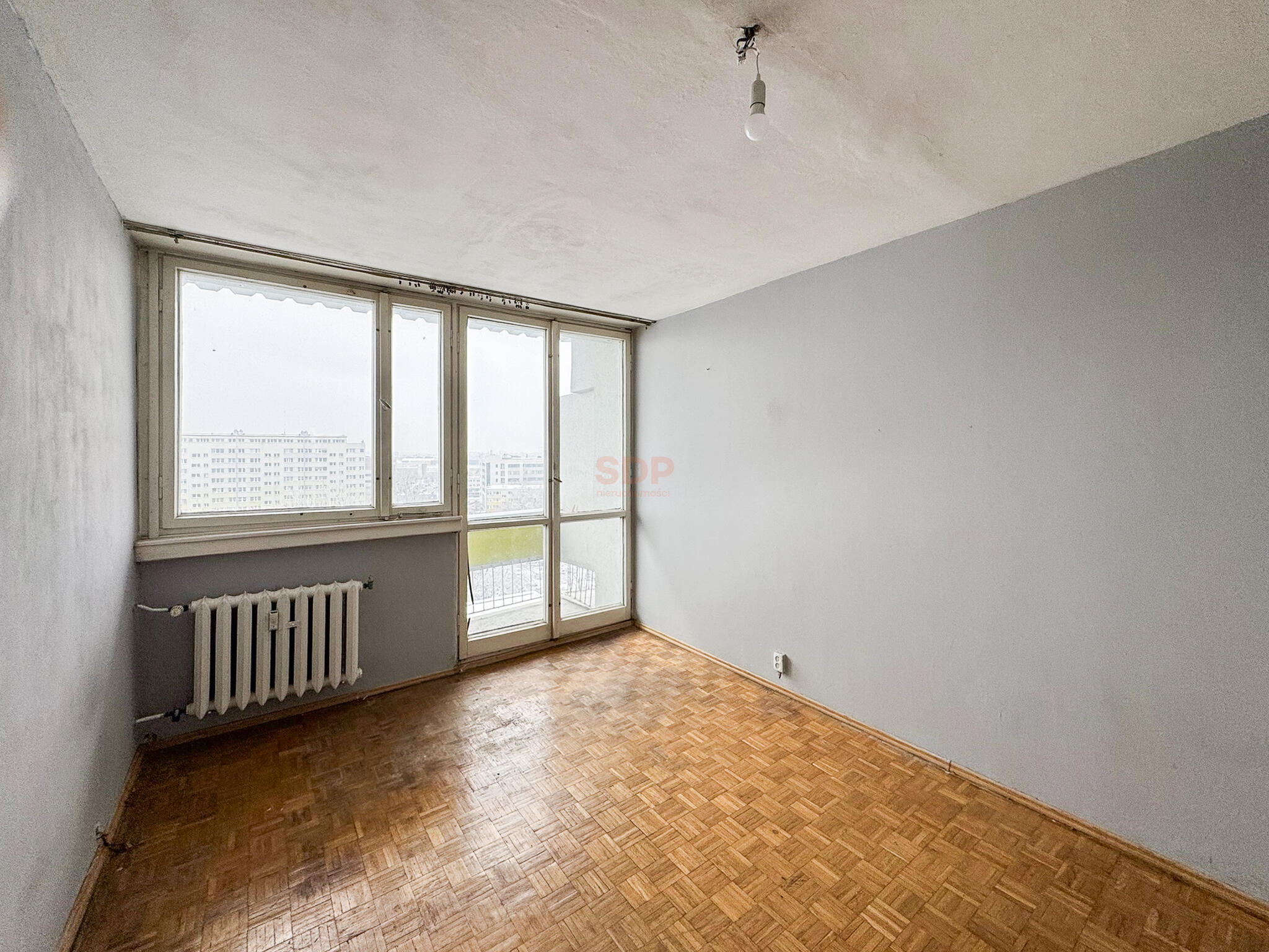 3 pokoje z widokiem na panoramę miasta – można zrobić 4 pokoje-2