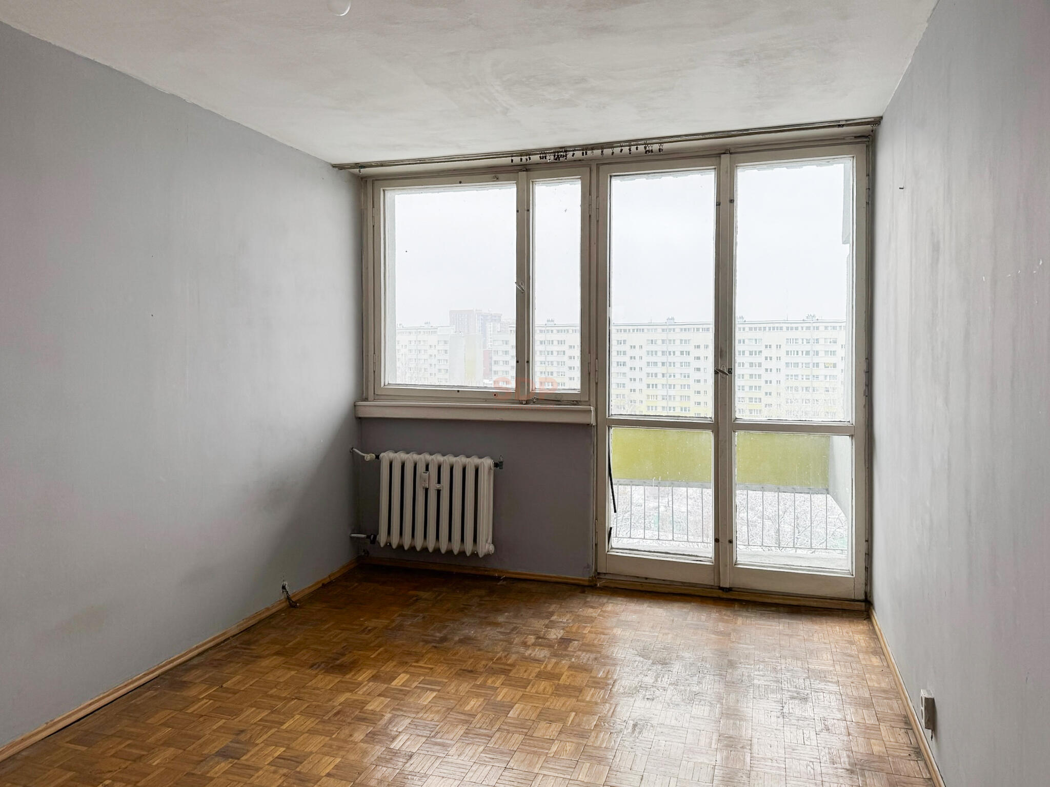 3 pokoje z widokiem na panoramę miasta – można zrobić 4 pokoje-3