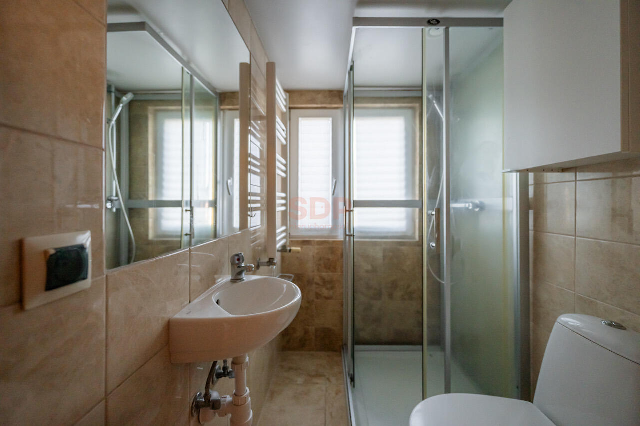 Klimatyczne mieszkanie na Grabiszynie-15