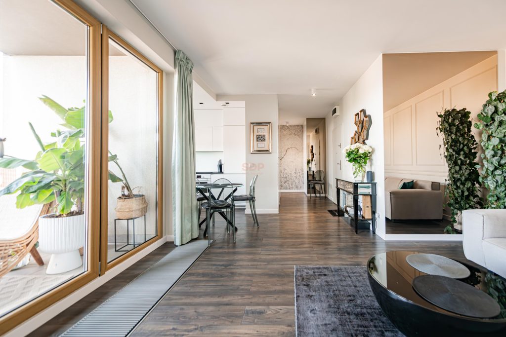 Elegancki apartament na Krzykach do wynajęcia-0