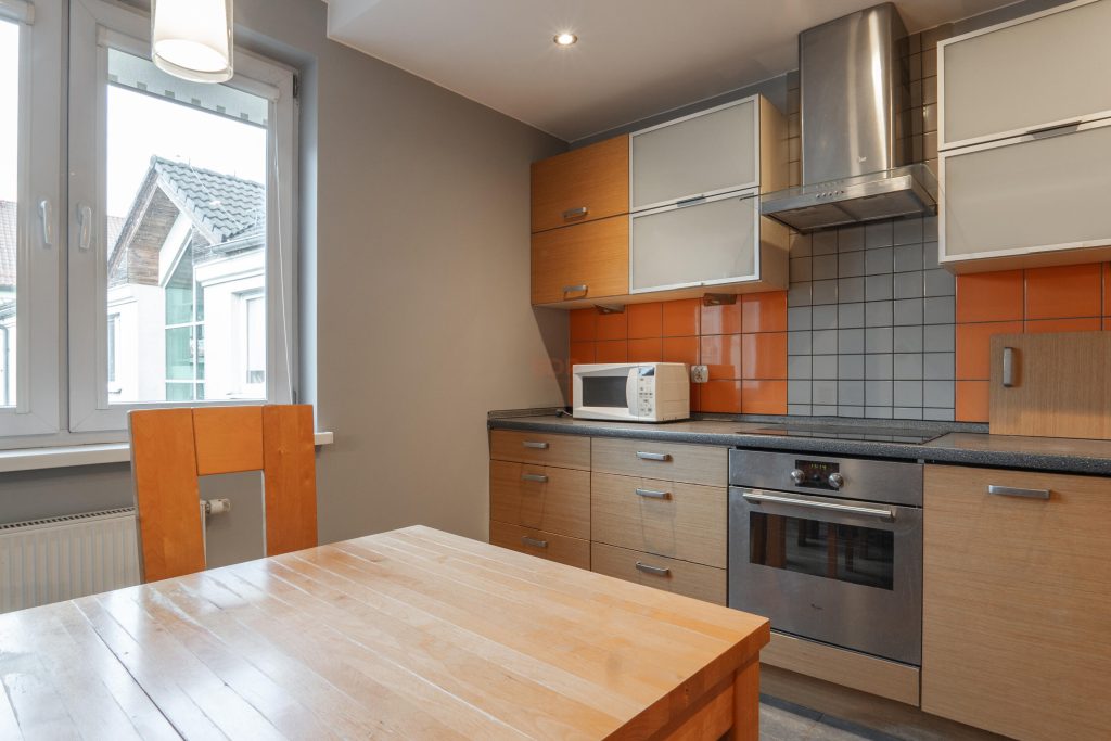 Przestronne, jasne 3 pokoje od zaraz, centrum, doskonała lokalizacja-0