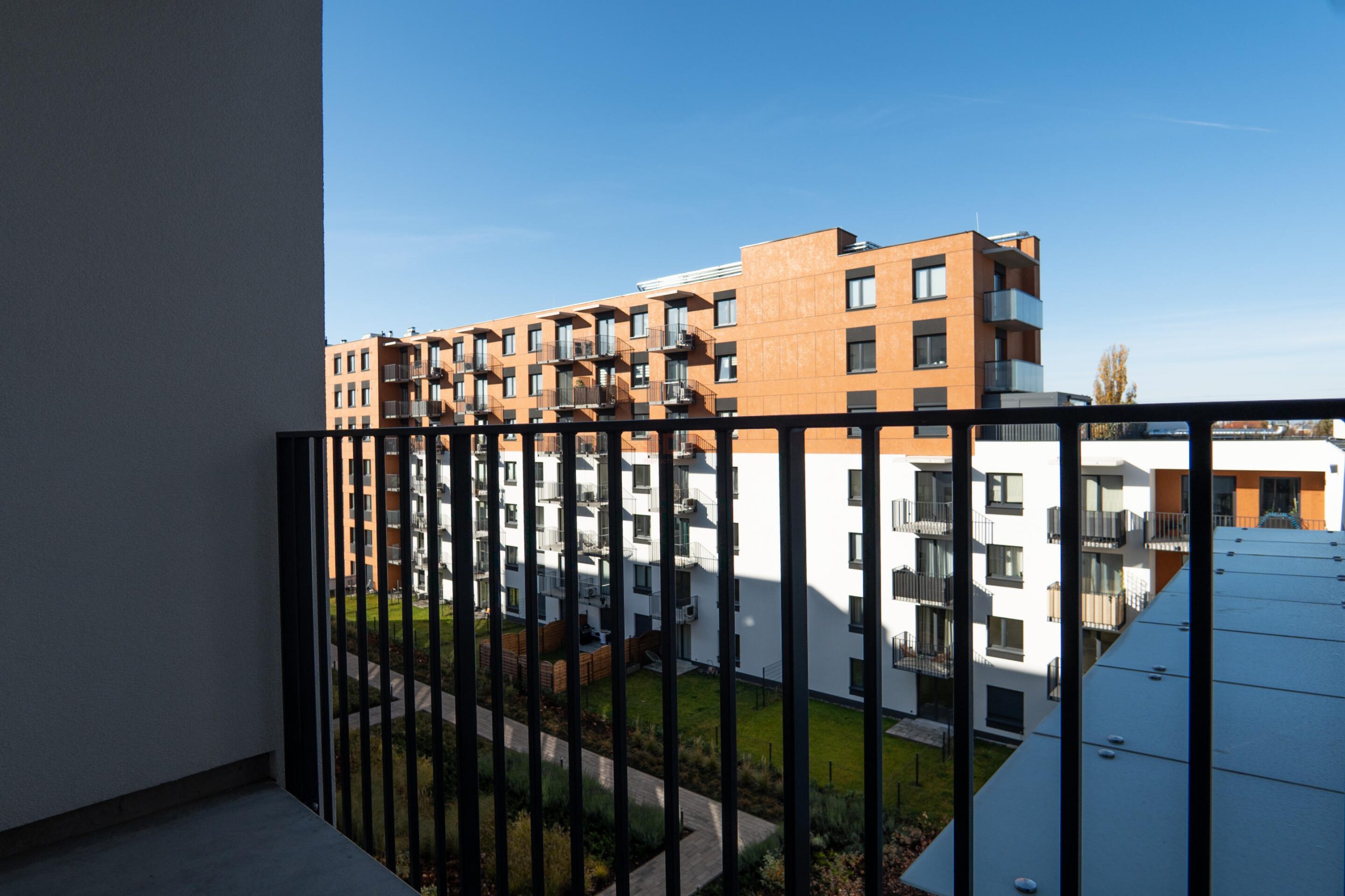 Możliwość najmu na 6 miesięcy | Pierwszy najem | Garaż-10