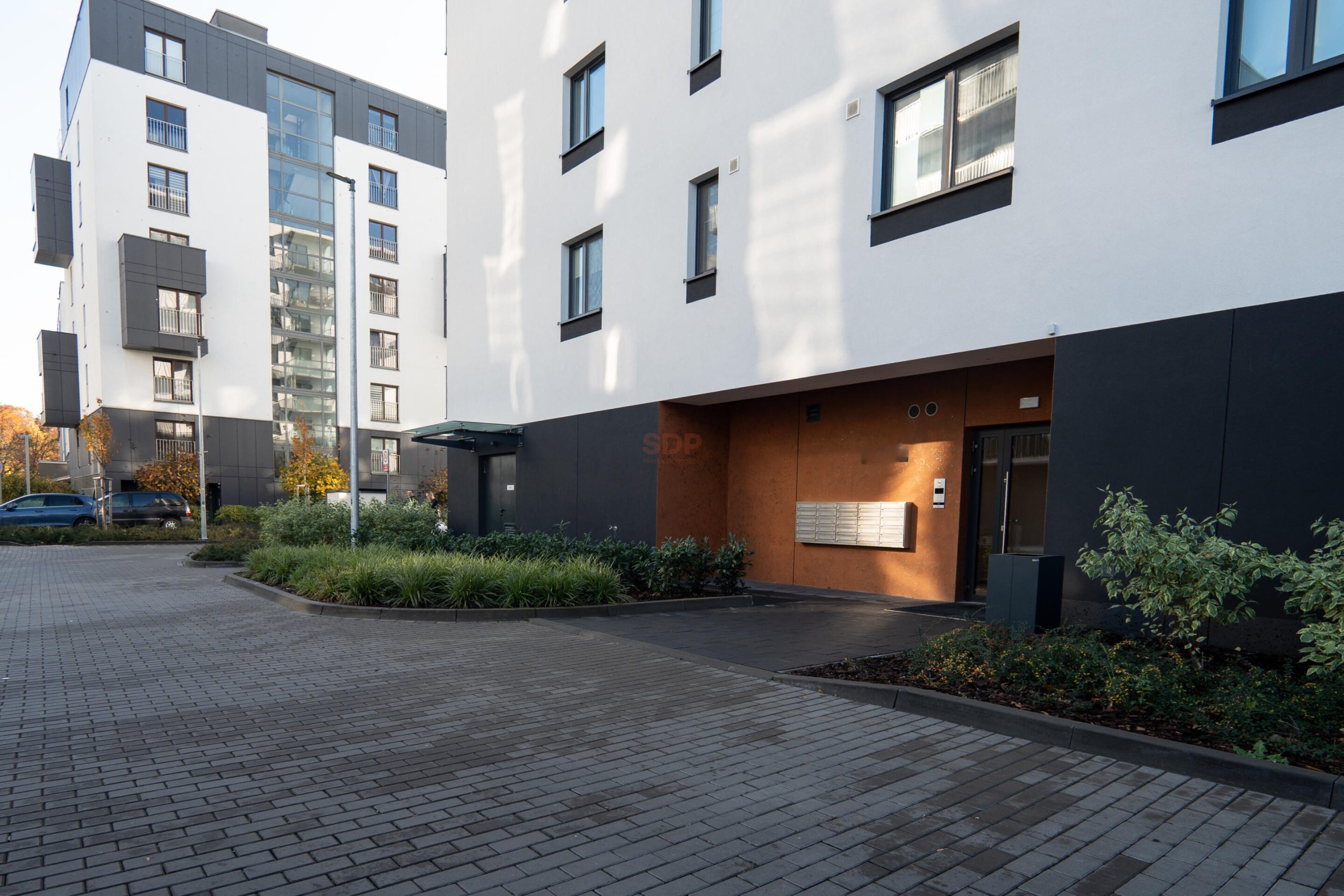 Możliwość najmu na 6 miesięcy | Pierwszy najem | Garaż-15