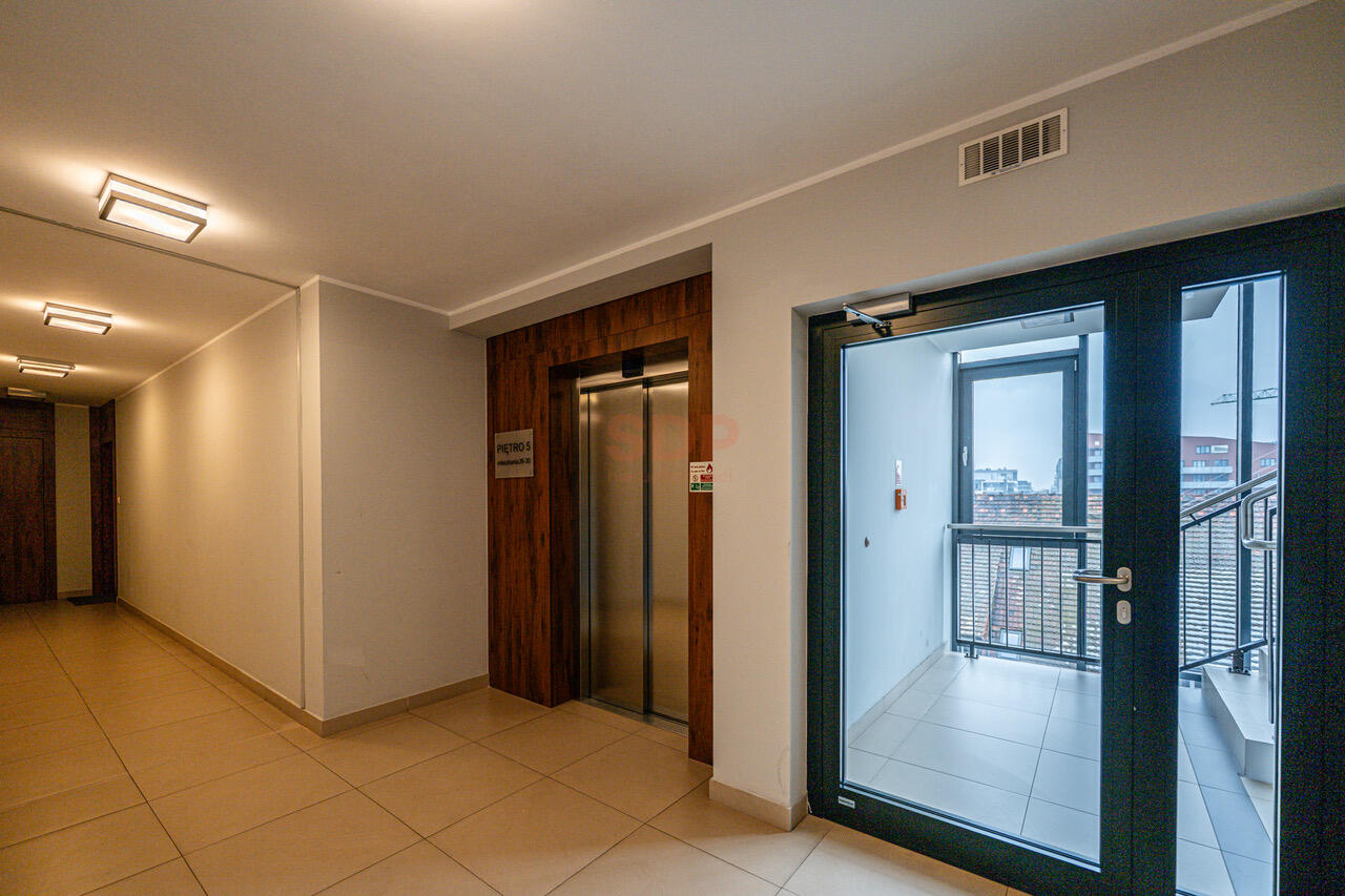 Apartament 3-pokojowy | Kępa Mieszczańska| Garaż |-15