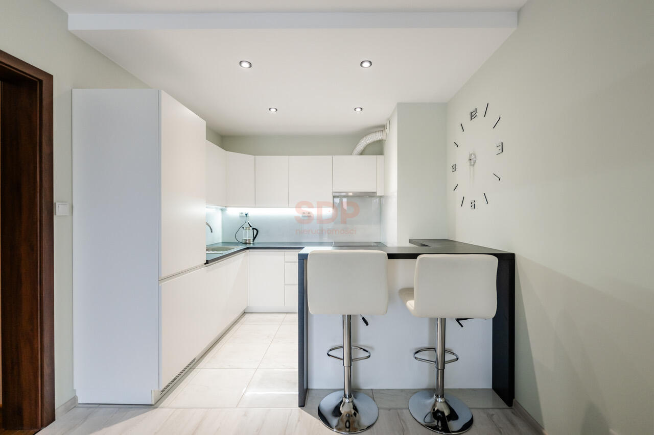 Apartament 3-pokojowy | Kępa Mieszczańska| Garaż |-4