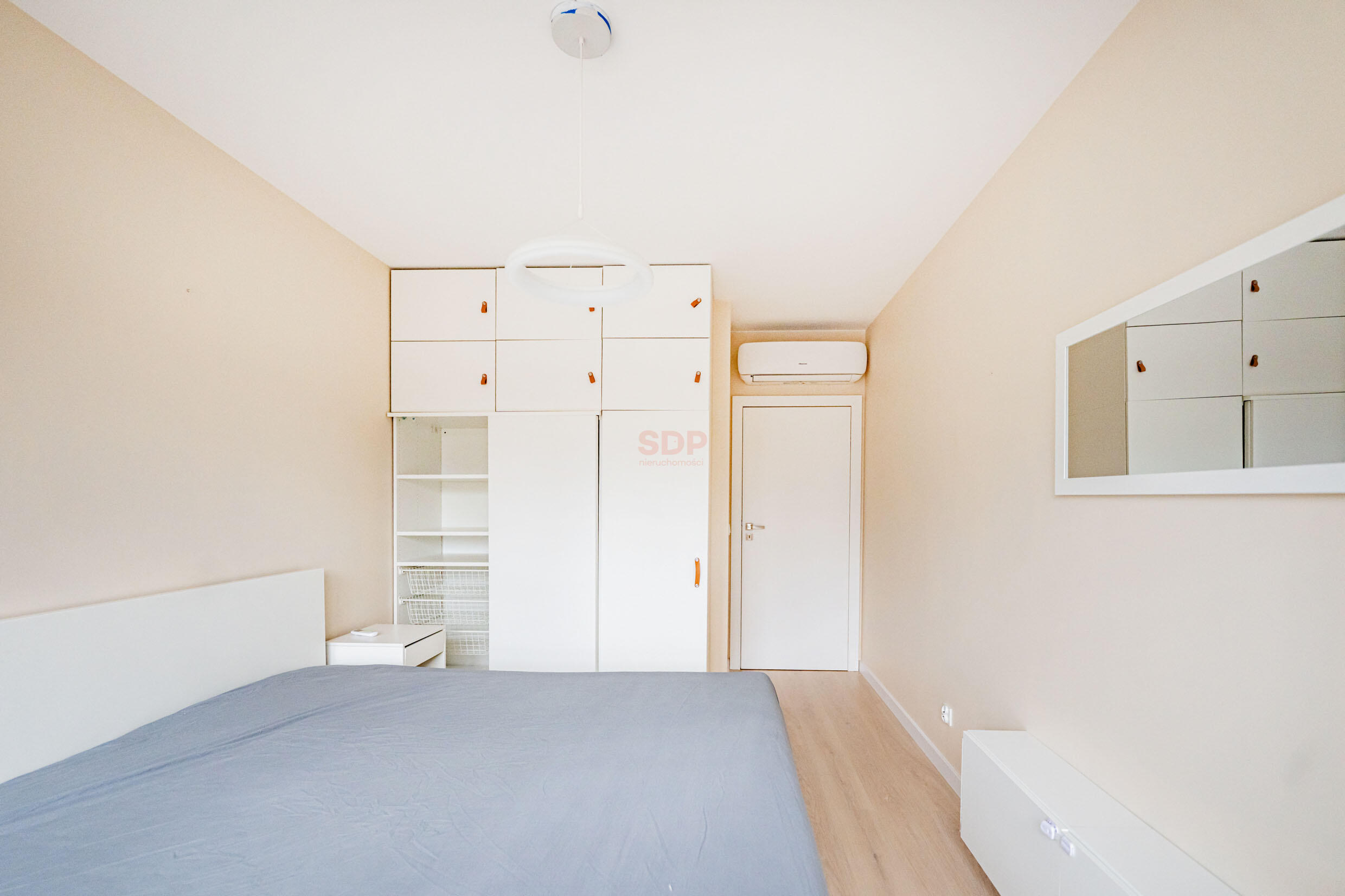 Zamieszkaj nad Odrą – nowoczesny apartament z tarasem i widokiem-7