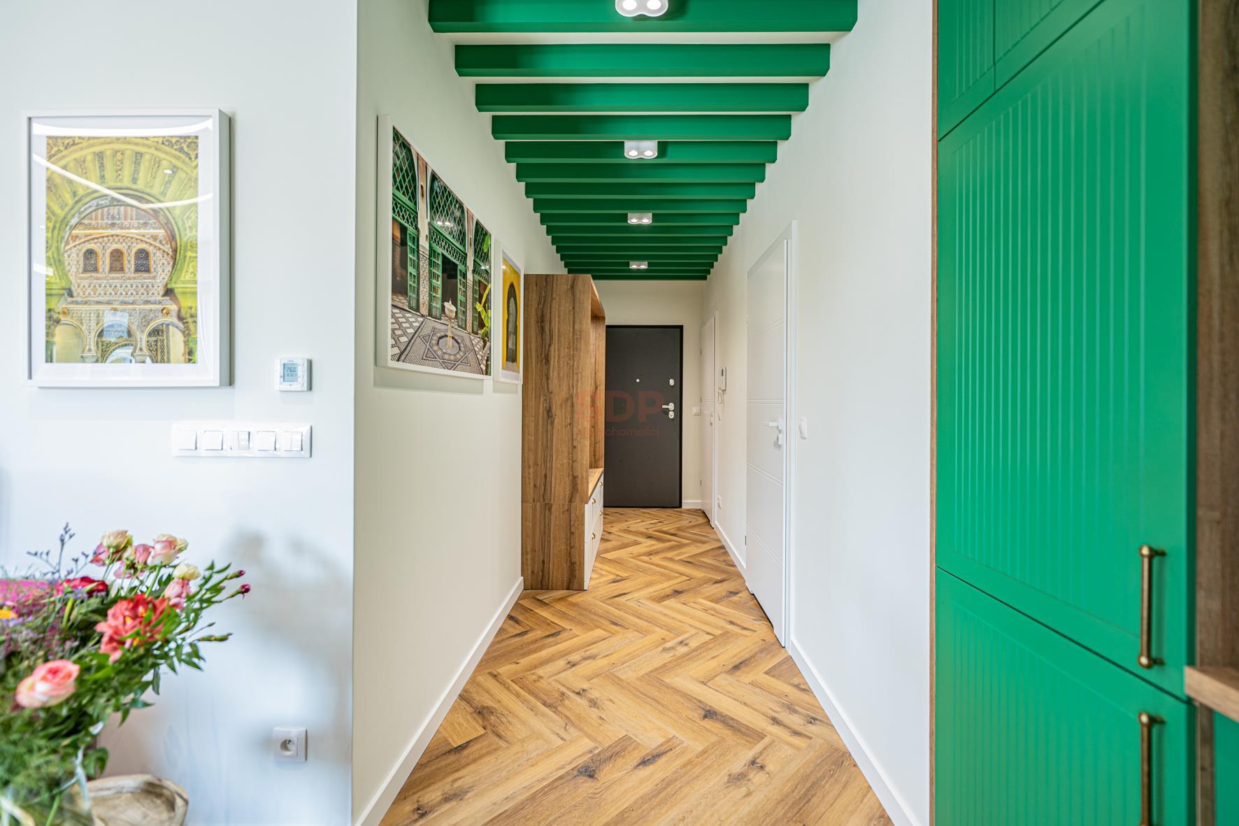 Piękny apartament Klimatyzacja|Ks. Witolda|Garaż|-4