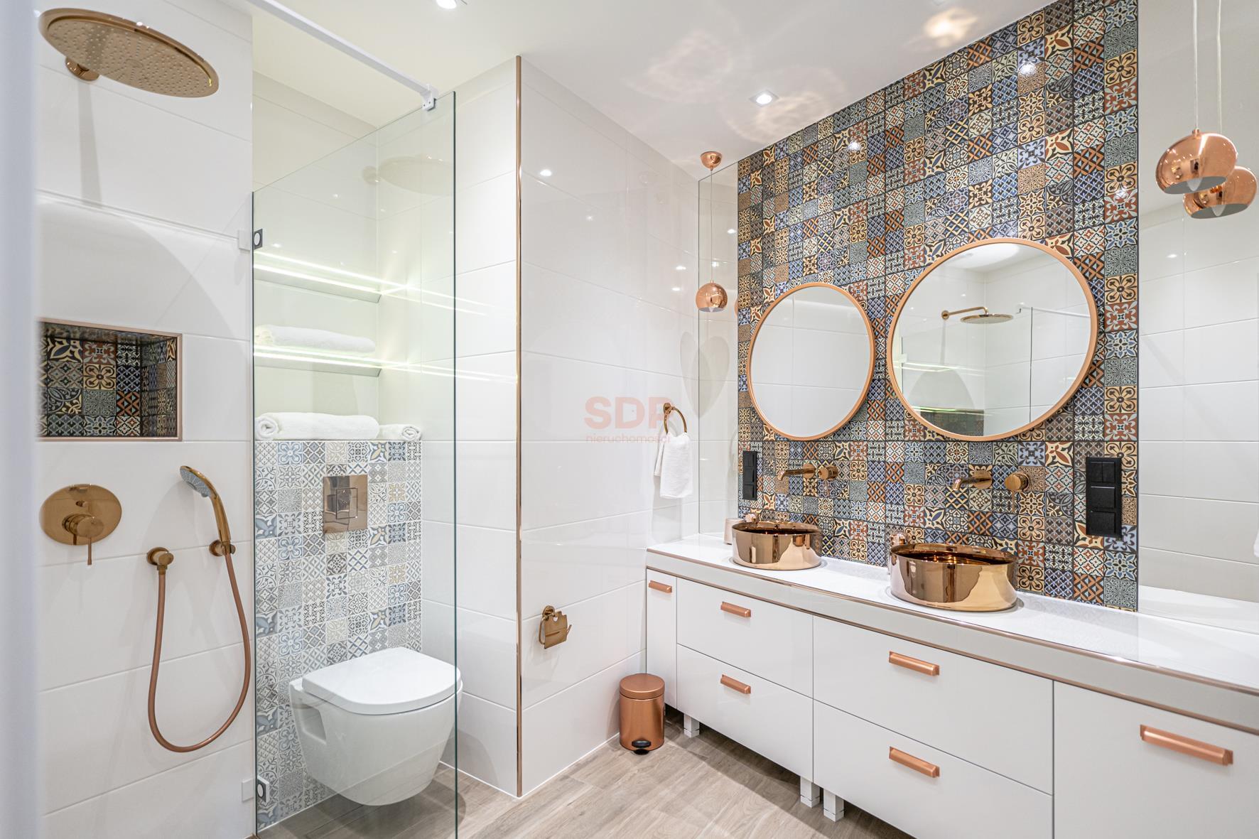 Piękny apartament Klimatyzacja|Ks. Witolda|Garaż|-6