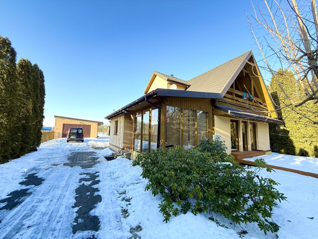 Klimatyczny dom pod Łodzią!-0