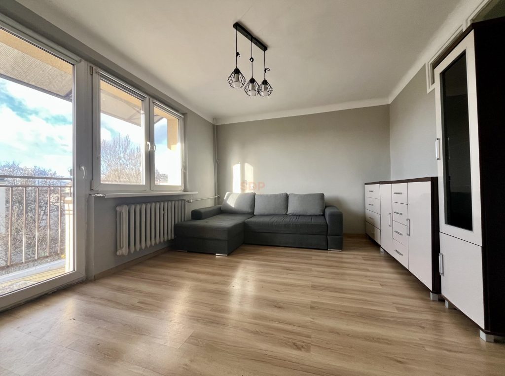 Dwupokojowe mieszkanie w zielonej okolicy!-0