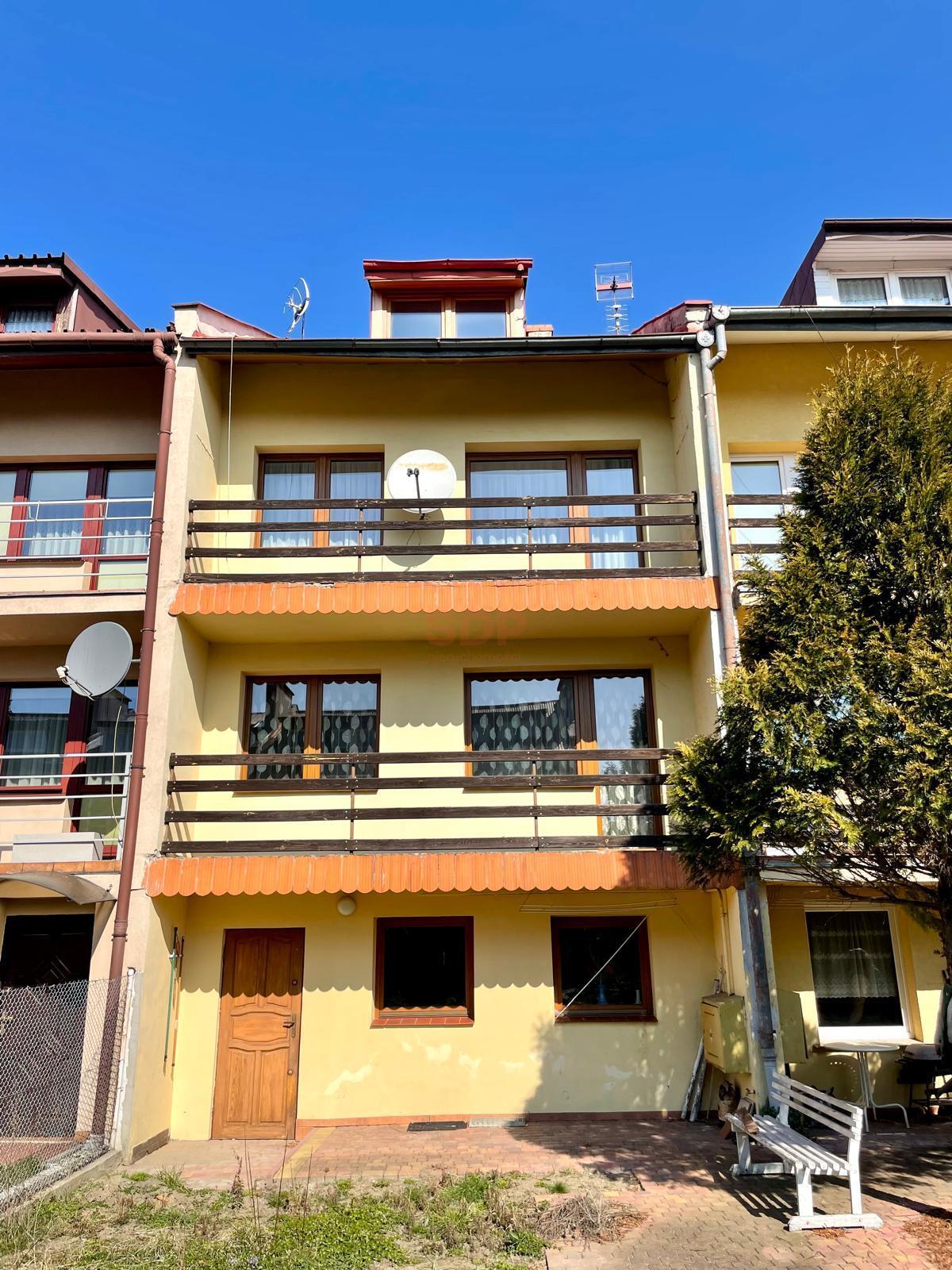 Gotowy dom szeregowy z możliwością wydzielenia osobnego lokalu-10